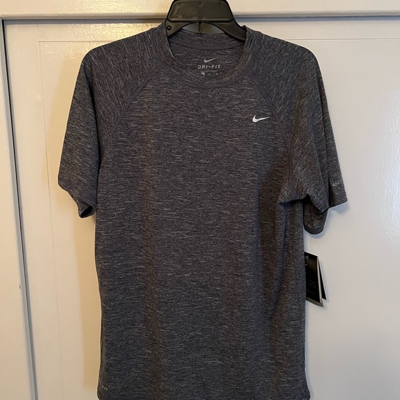 Mens dry fit Nike size M - Picture 2 of 5